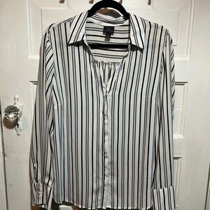 Worthington Black and White Striped Button Down Shirt